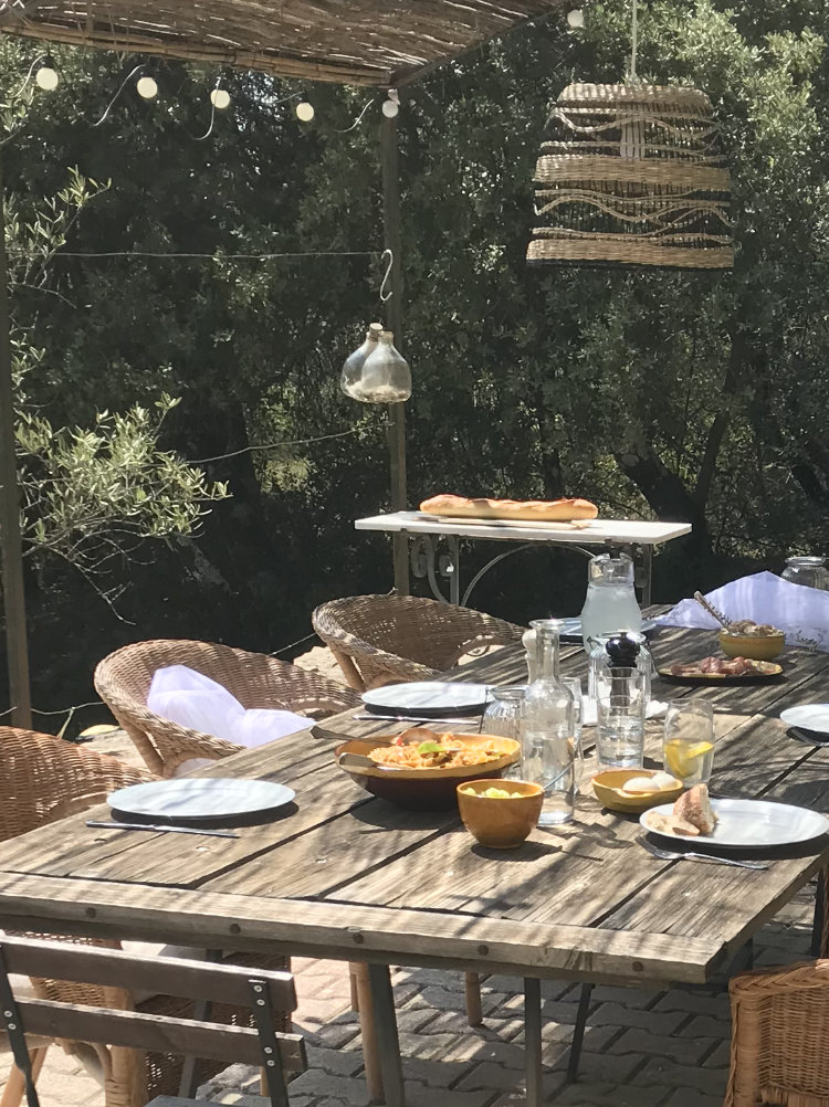 lunch under the canisse veranda